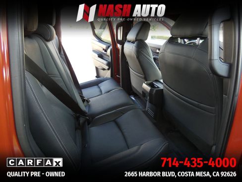 Used 2025 Toyota Tacoma TRD Off-Road AWD/4WD image 39