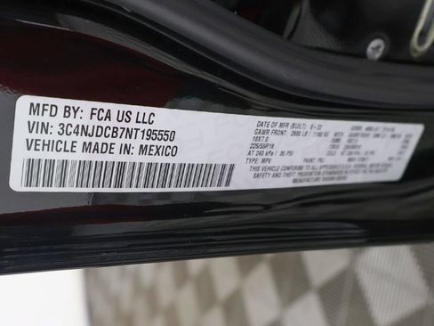 Used 2022 Jeep Compass Limited AWD/4WD image 47