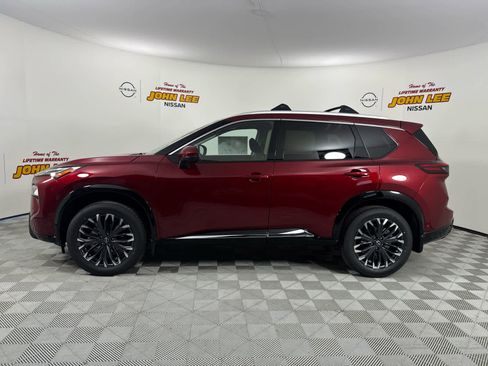 New 2026 Nissan Rogue Platinum w/ Platinum Premium Package image 2