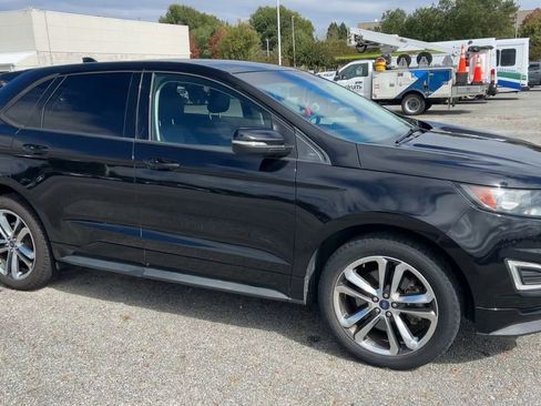 Used 2018 Ford Edge Sport w/ Technology Package image 14