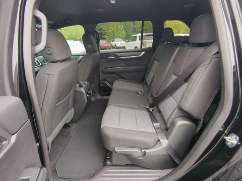 New 2026 GMC Acadia Elevation image 33