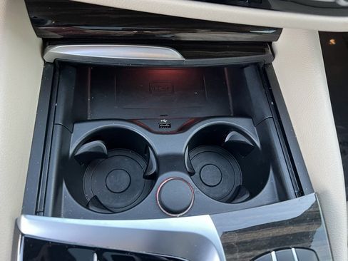 Used 2019 BMW 530i xDrive 530i xDrive image 22