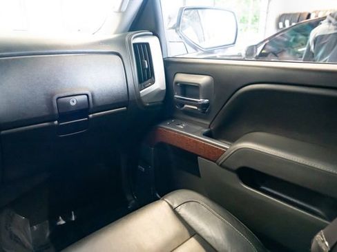Used 2015 GMC Sierra 1500 SLT w/ SLT Crew Cab Value Package AWD/4WD image 10