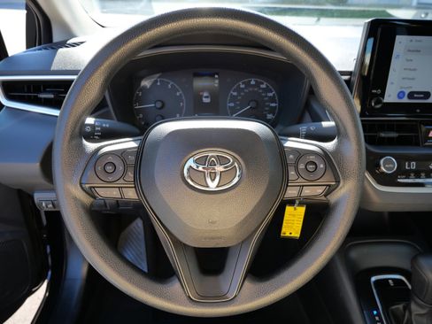 Certified 2023 Toyota Corolla LE image 26