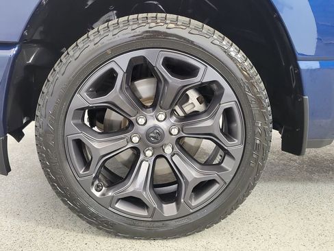 Used 2023 RAM 1500 Big Horn image 10