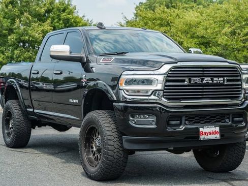 Used 2021 RAM 2500 Laramie AWD/4WD image 2