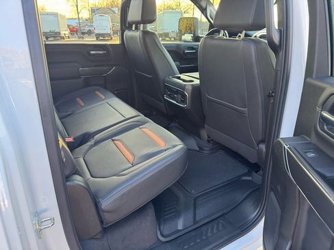 Used 2022 GMC Sierra 2500 AT4 w/ AT4 Premium Plus Package image 14
