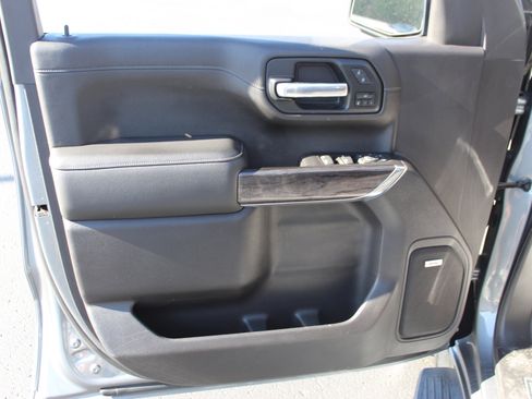 Used 2020 Chevrolet Silverado 1500 LTZ image 12