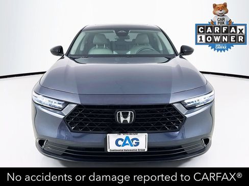 Used 2025 Honda Accord SE image 2