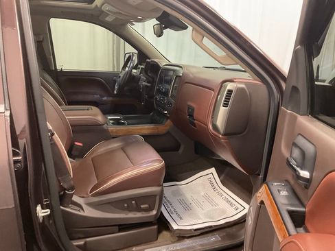Used 2016 Chevrolet Silverado 1500 High Country w/ High Country Premium Package AWD/4WD image 13