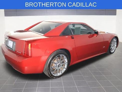Used 2008 Cadillac XLR V RWD image 4
