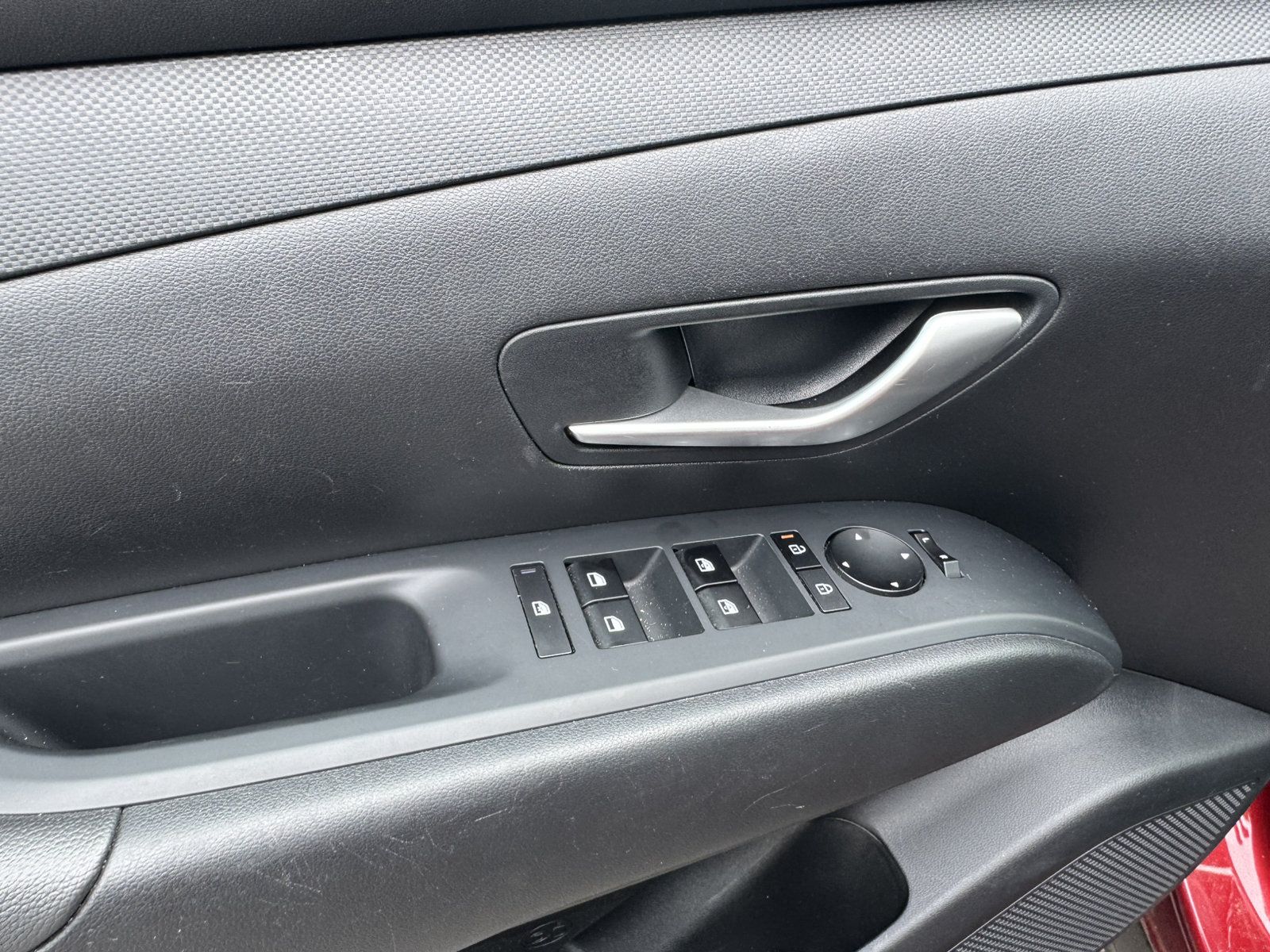 Used 2025 Hyundai Tucson SEL AWD/4WD image 12
