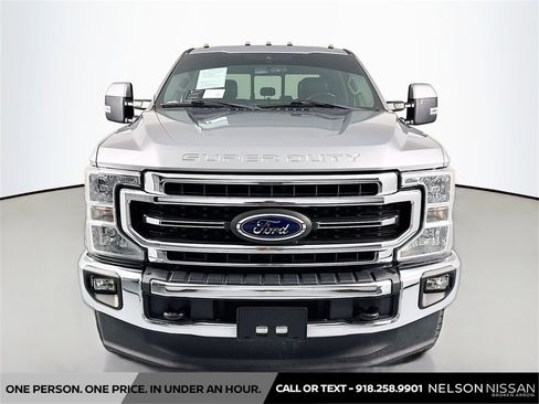 Used 2020 Ford F250 Lariat image 2