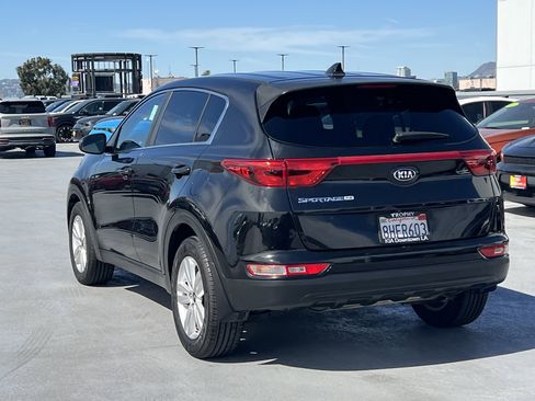 Used 2019 Kia Sportage LX image 4