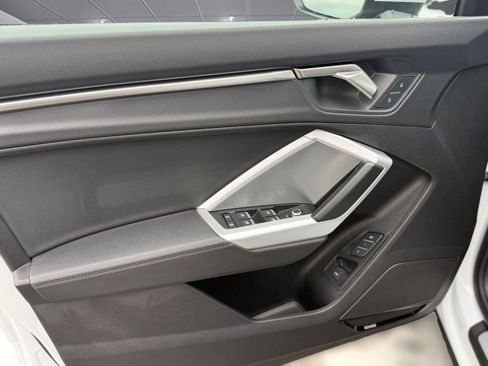 New 2025 Audi Q3 2.0T Premium image 23