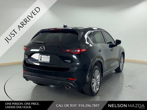 Used 2023 MAZDA CX-5 Signature AWD/4WD image 6