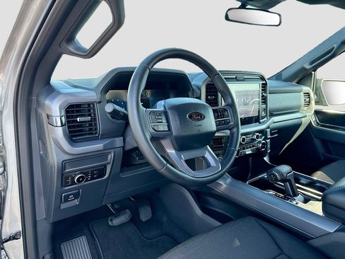 Used 2026 Ford F150 XLT w/ XLT Black Appearance Package RWD image 9