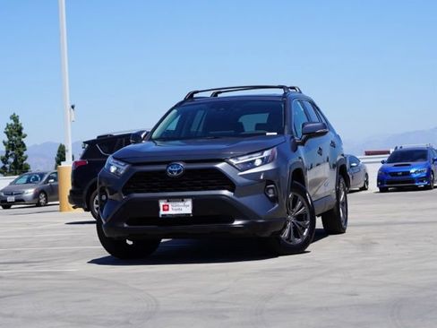 Used 2024 Toyota RAV4 XLE Premium w/ Weather Package AWD/4WD image 5