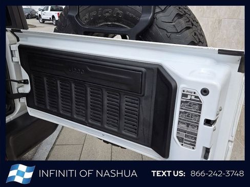 Used 2026 Jeep Wrangler Unlimited Rubicon AWD/4WD image 20
