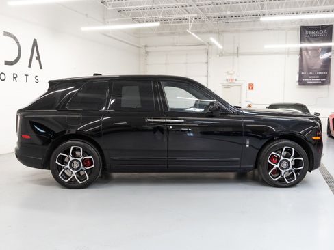Used 2023 Rolls-Royce Cullinan Black Badge w/ Driver's Package image 10