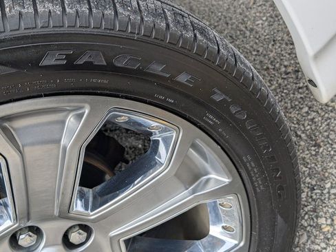 Used 2003 GMC Yukon XL Denali image 18