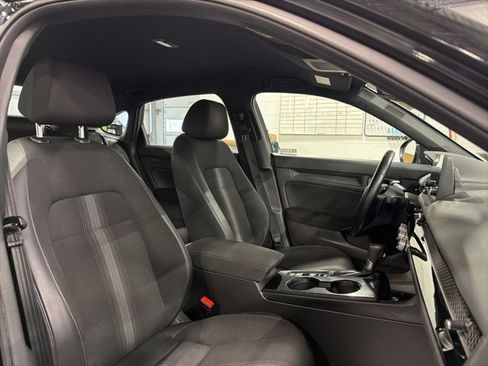 Used 2023 Honda Civic Sport image 18