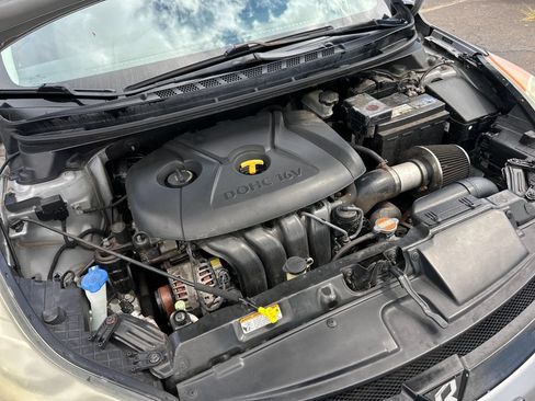 Used 2012 Hyundai Elantra GLS w/ Preferred Pkg 3 FWD image 20
