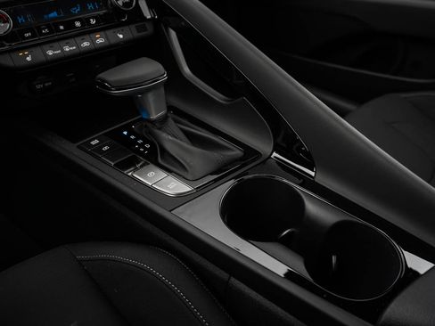 New 2026 Hyundai Elantra SEL Sport Premium FWD image 24