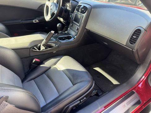 Used 2010 Chevrolet Corvette Grand Sport w/ Preferred Equipment Group RWD image 10