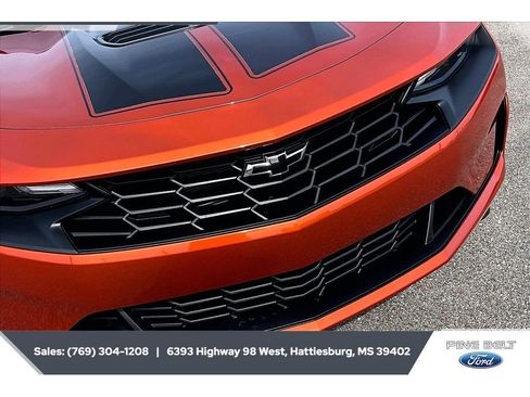 Used 2023 Chevrolet Camaro LT RWD image 21