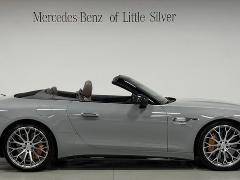 Certified 2022 Mercedes-Benz SL 63 AMG 4MATIC image 11