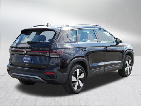 Used 2025 Volkswagen Taos S image 7
