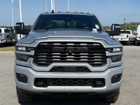 New 2026 RAM 2500 Big Horn AWD/4WD image 9