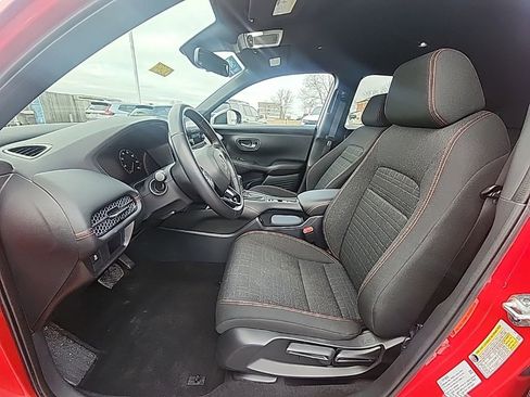 Certified 2025 Honda HR-V Sport image 14