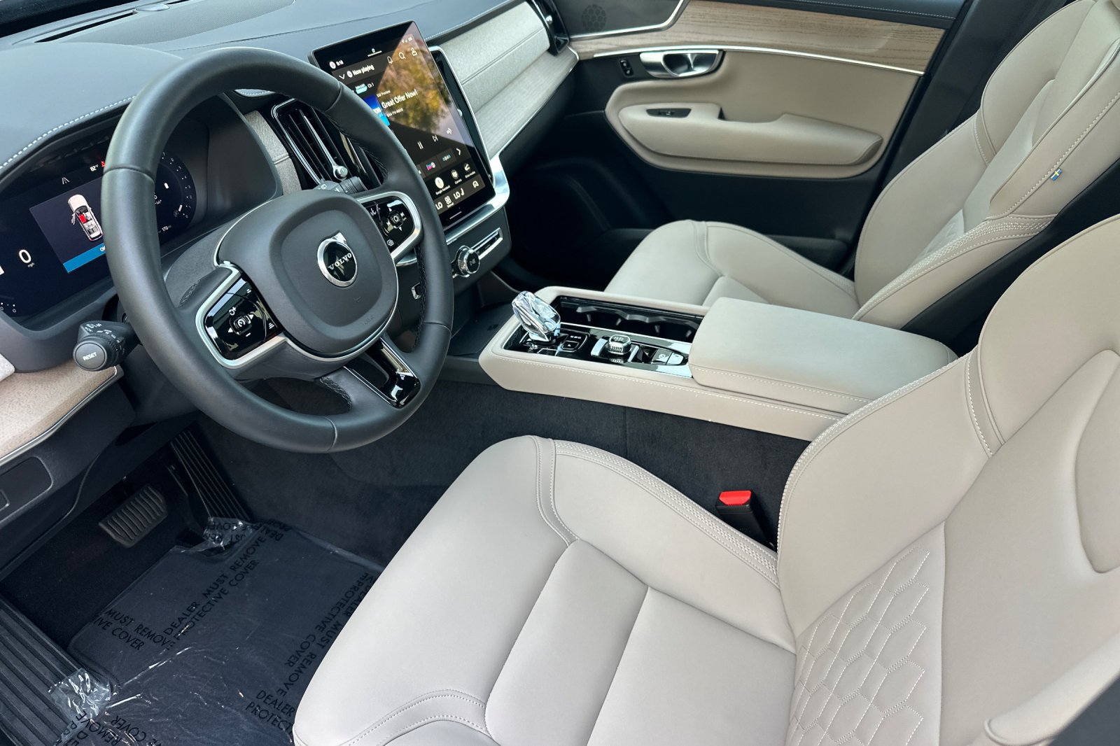 Certified 2026 Volvo XC90 B5 Core AWD/4WD image 11