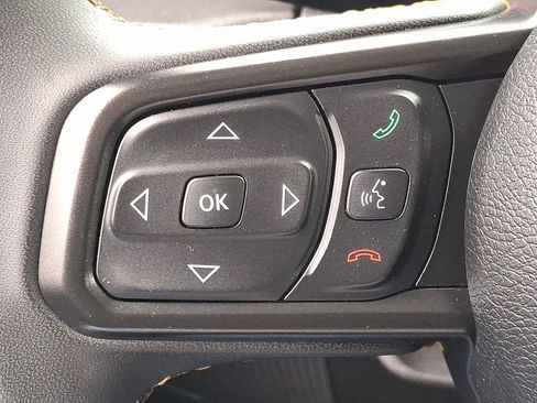 Used 2024 Jeep Gladiator Sport image 24