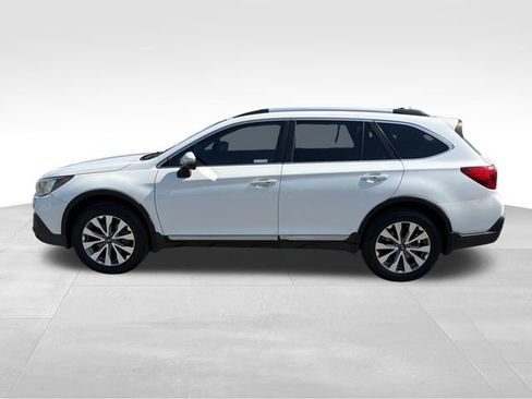 Used 2019 Subaru Outback 2.5i Touring AWD/4WD image 4