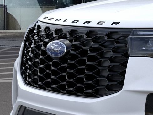 New 2026 Ford Explorer ST-Line w/ ST-Line Street Pack RWD image 17