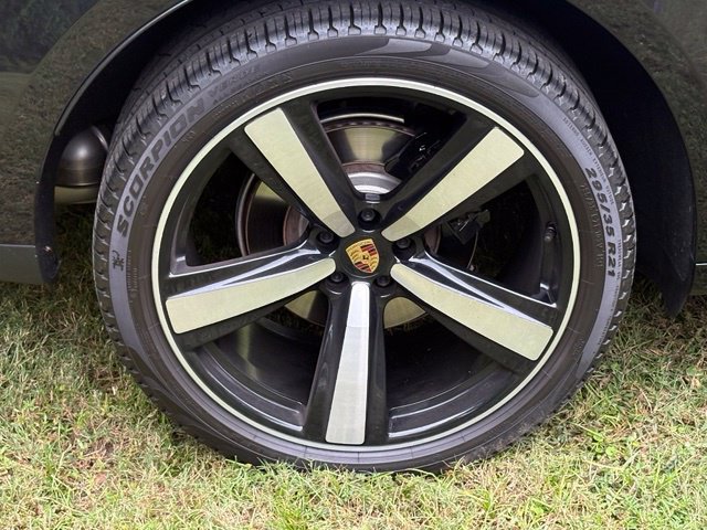 Used 2022 Porsche Macan S AWD/4WD image 30