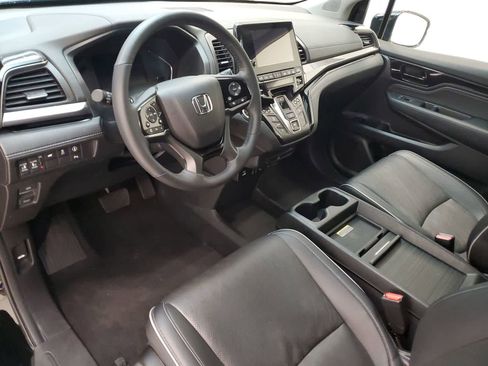 Certified 2023 Honda Odyssey Elite image 2