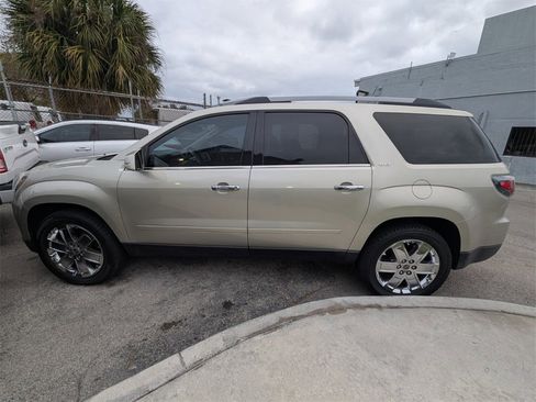Used 2017 GMC Acadia Limited SLT image 21