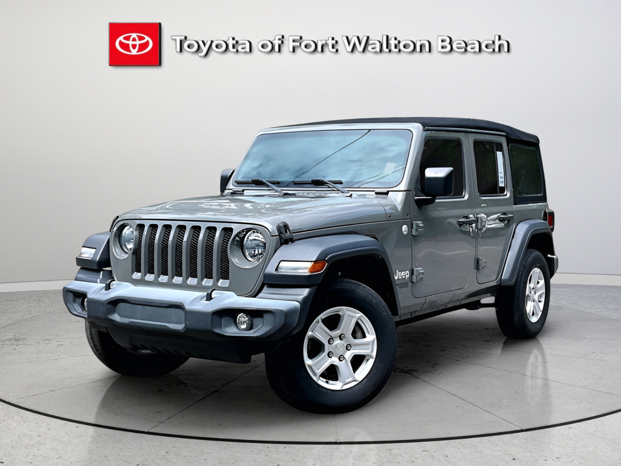 Used 2021 Jeep Wrangler Unlimited Sport AWD/4WD image 3