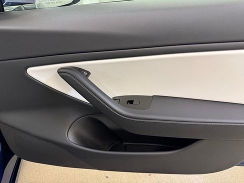 Used 2020 Tesla Model 3 Standard Range Plus image 28