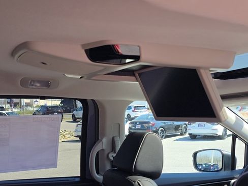 New 2026 Honda Odyssey Touring image 8