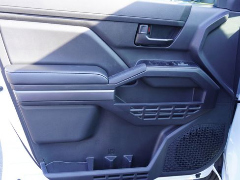 New 2026 Toyota Tacoma SR5 image 18