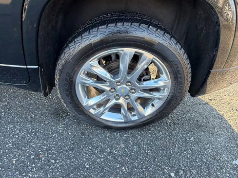 Used 2019 Chevrolet Traverse High Country w/ LPO, Floor Liner Package AWD/4WD image 9