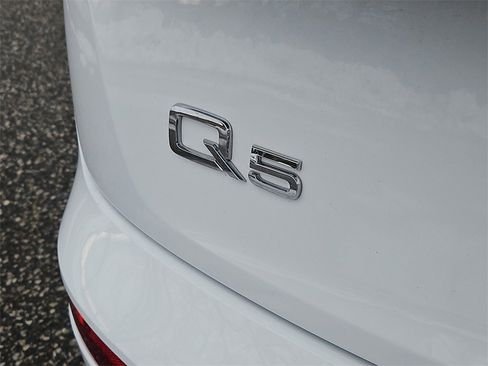 Certified 2023 Audi Q5 2.0T Premium w/ Convenience Package image 12