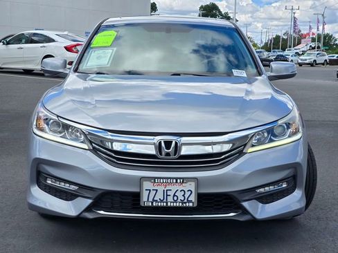 Used 2017 Honda Accord EX-L image 2