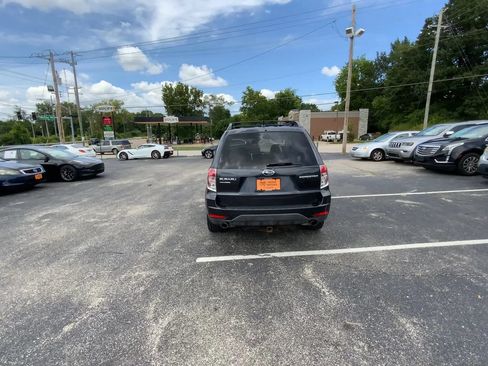 Used 2013 Subaru Forester 2.5X Limited AWD/4WD image 8