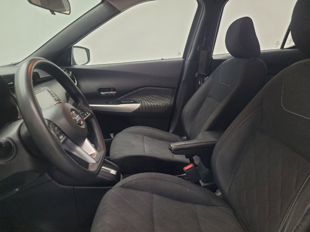 Used 2020 Nissan Kicks SV FWD image 17